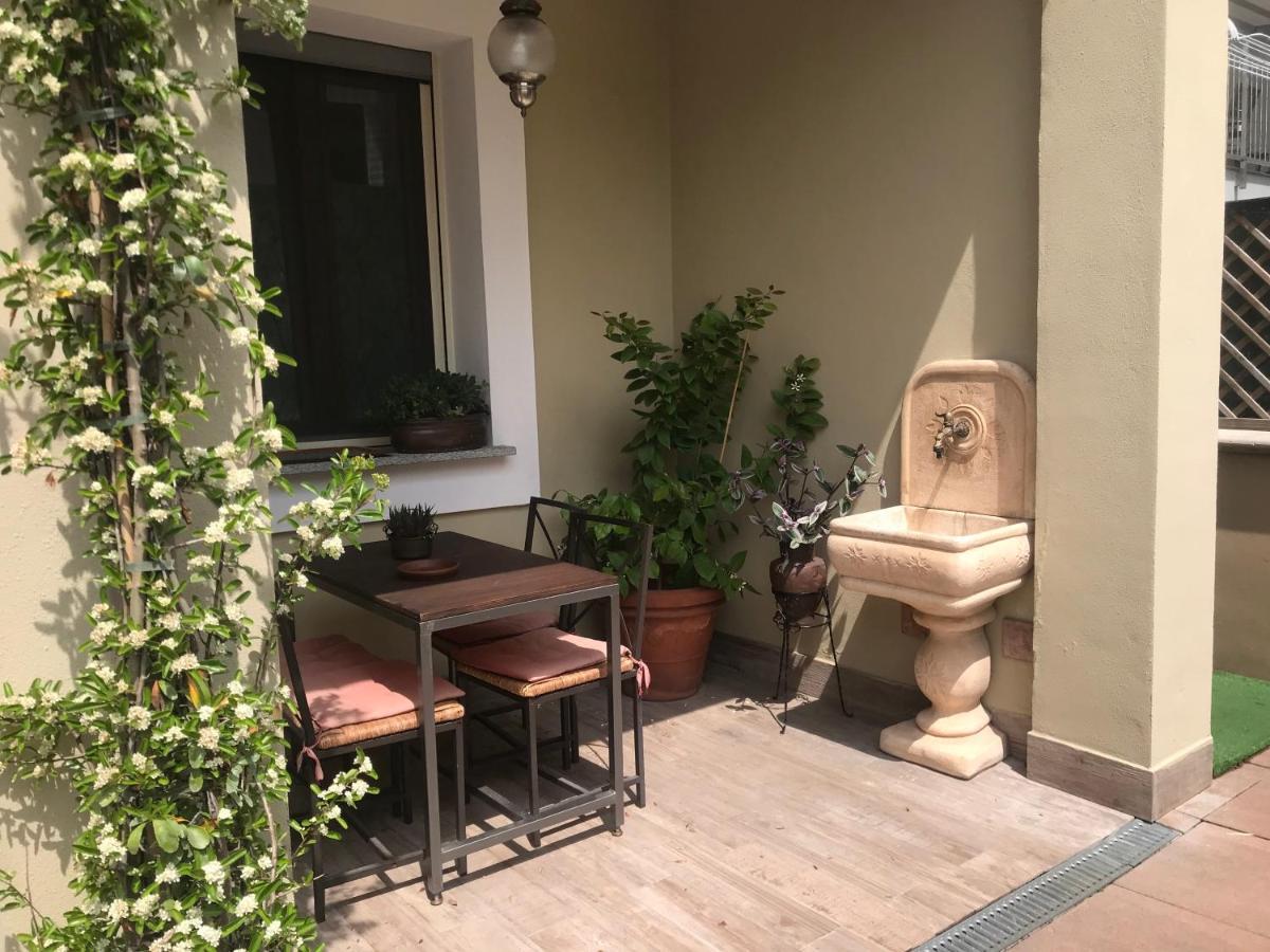 B&B Il Quadrato 19 Nerviano Bagian luar foto