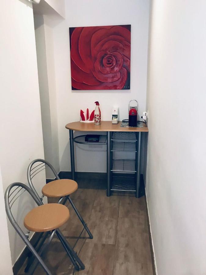 B&B Il Quadrato 19 Nerviano Bagian luar foto